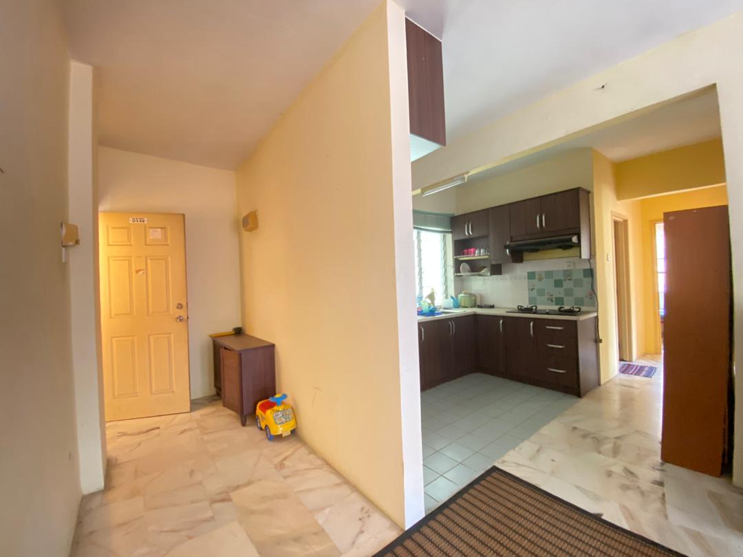 Apartment Dewi Puncak Alam FULLY FURNISH LEVEL 1 - photo 8