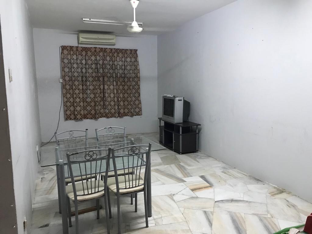 Apartment Begonia Puncak Alam FULLY FURNISH GROUND