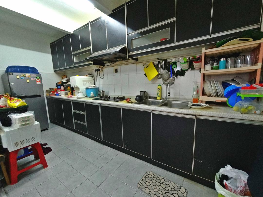 GROUND FLOOR Apartment Alam Budiman Shah Alam