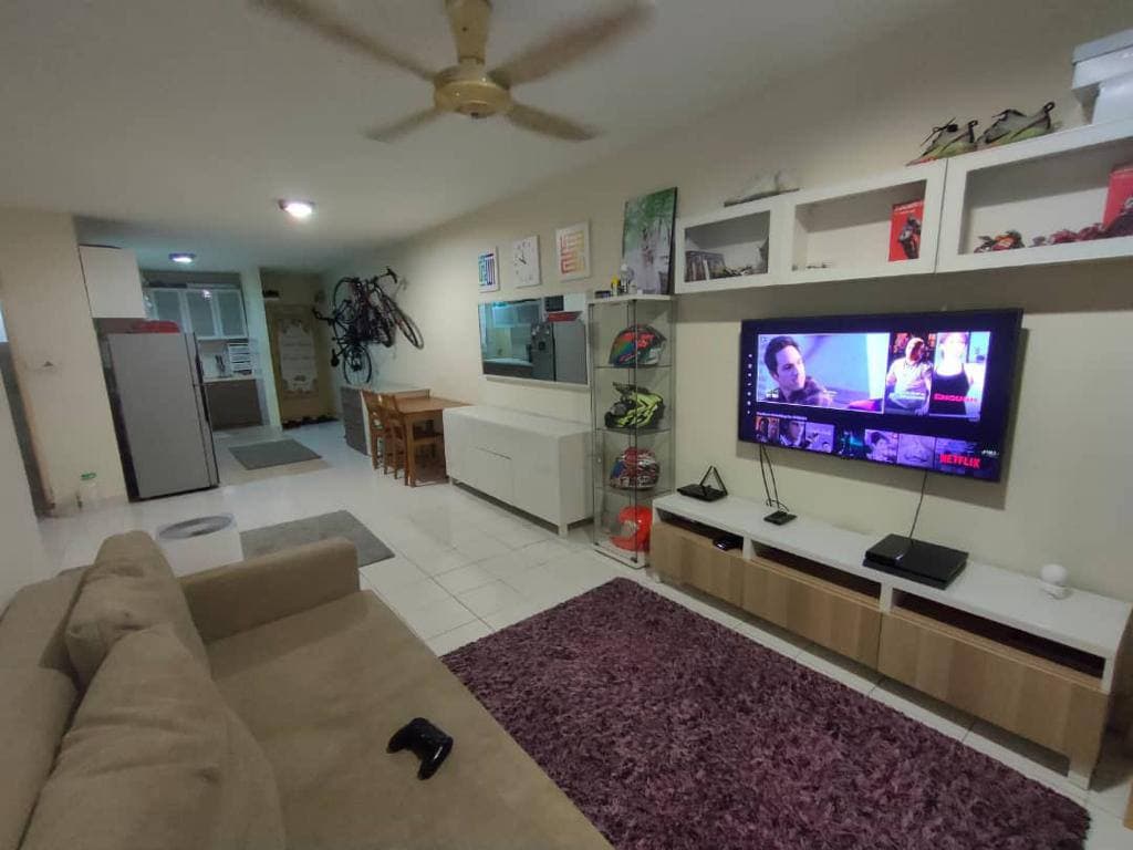 FLORA DAMANSARA APARTMENT, PETALING JAYA