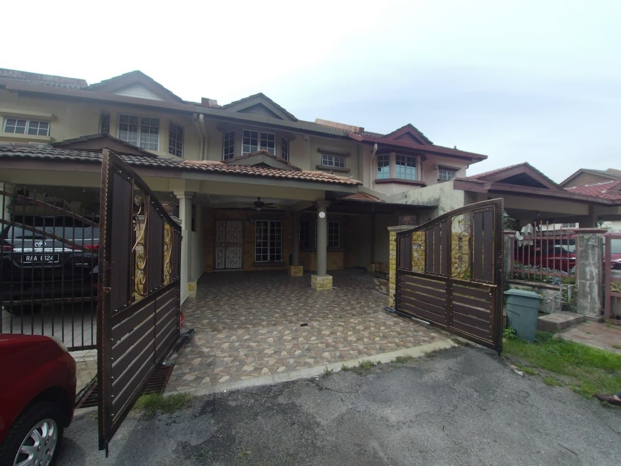 2 storey bandar tun hussein onn cheras
