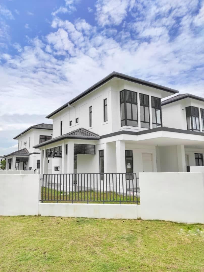 GRAHAM TYPE C ECO GRANDEUR, PUNCAK ALAM - photo 2