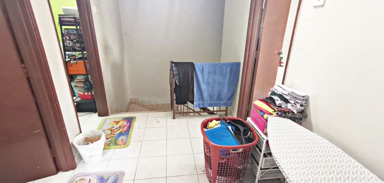 NEAR SURAU Double Storey Bandar Putera KLANG - photo 4