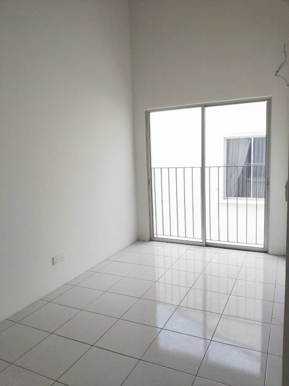 END LOT AQUILA TAMAN ALAM SUTERA, PUNCAK ALAM - photo 4