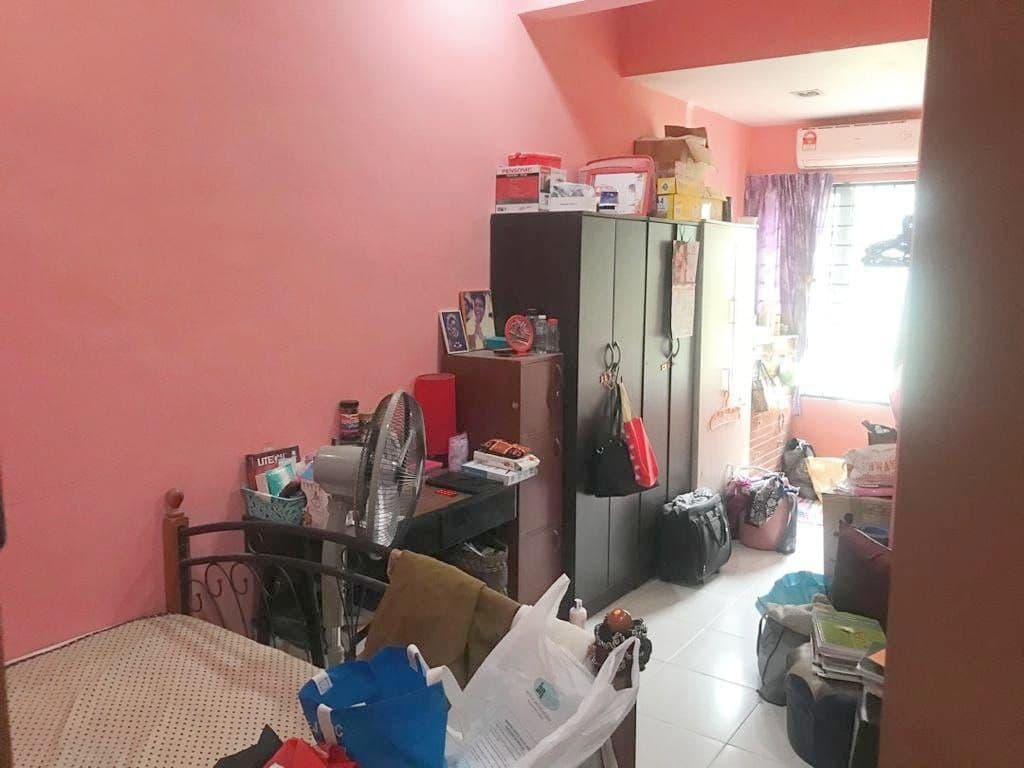 Fully Renovated Double Storey House Taman Gombak - photo 4