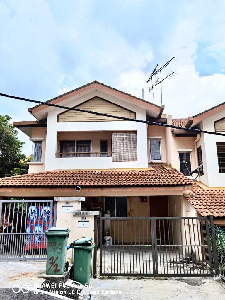 FULLY FURNISHED Townhouse Taman Amansiara Selayang