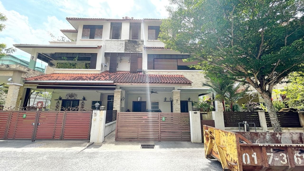 3 Storey Semi D Beverly Heights Ampang