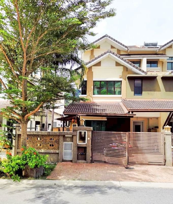 HUGE SPACE Semi D Taman Hijauan Residence Cheras
