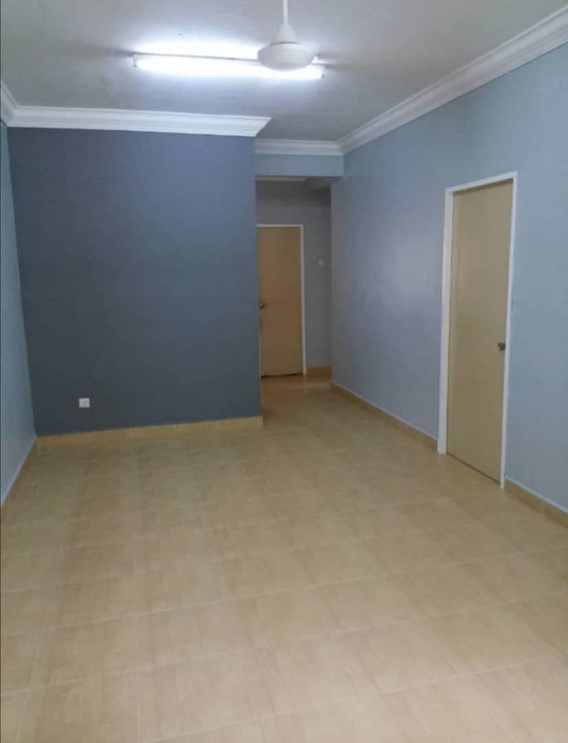 Apartment Puchong Utama Taman Puchong Utama - photo 4