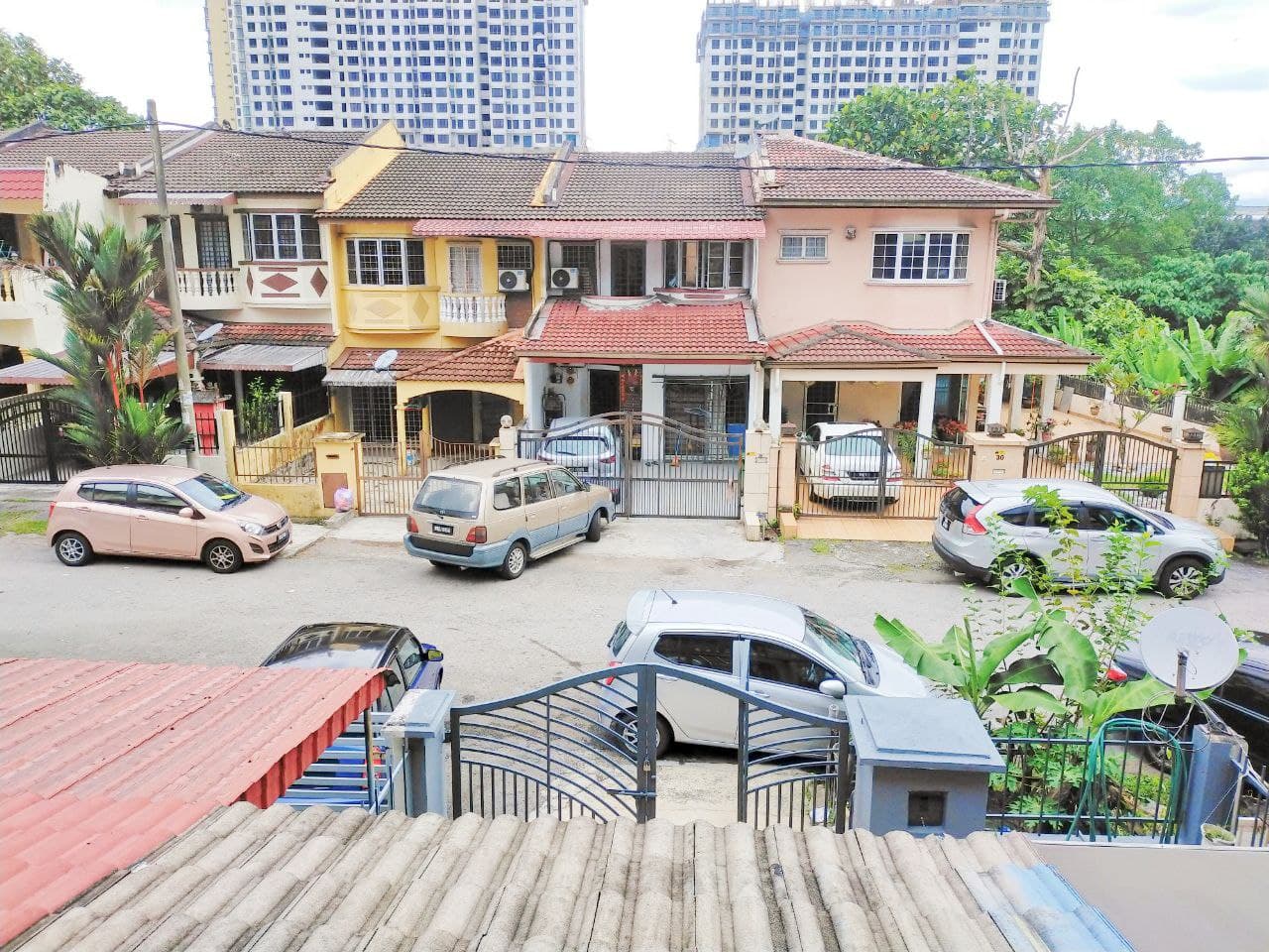 2 half Storey Taman Sri Aman Cheras Selangor - photo 2