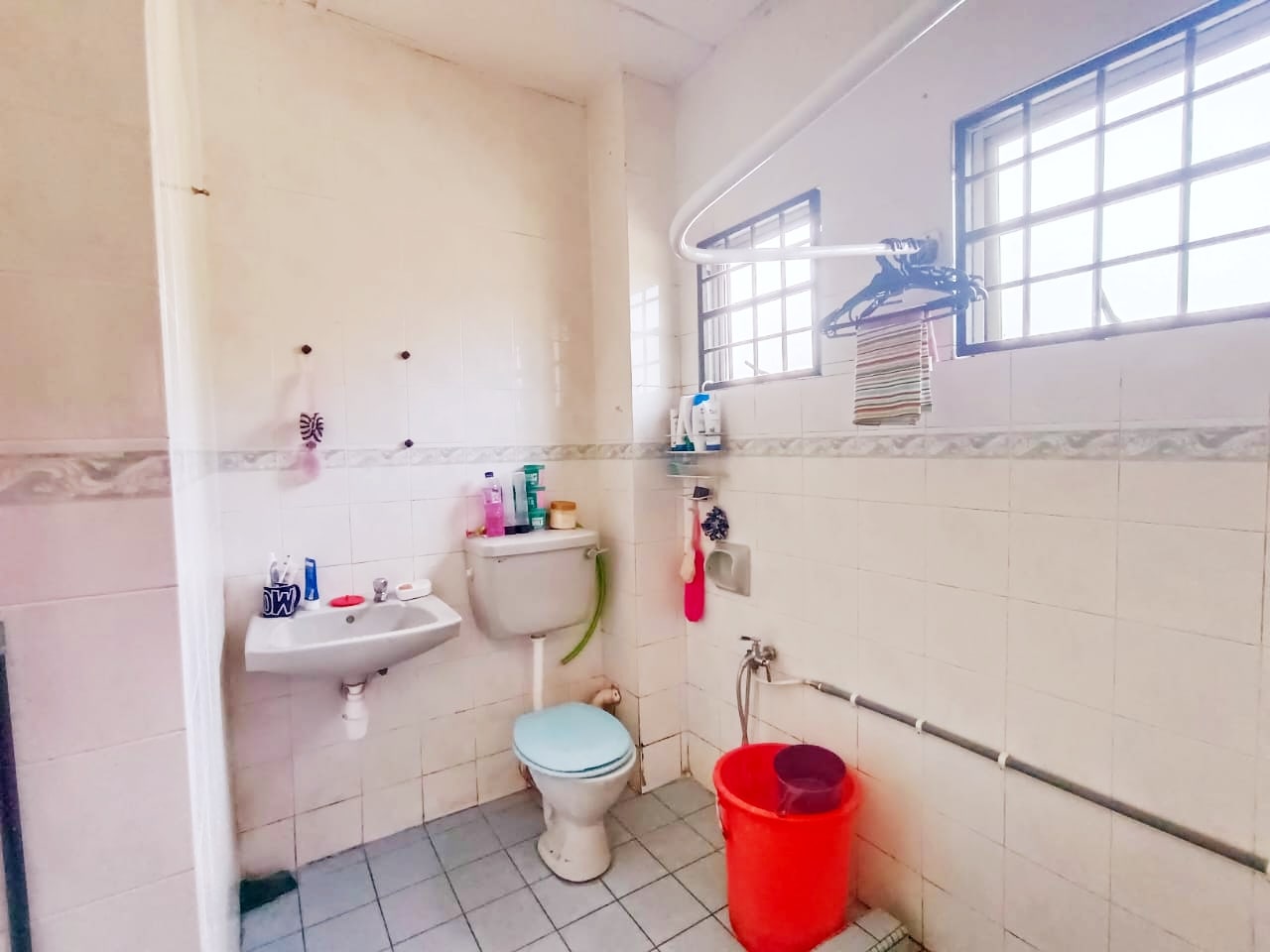 Double Storey Taman Puchong Utama Puchong - photo 11