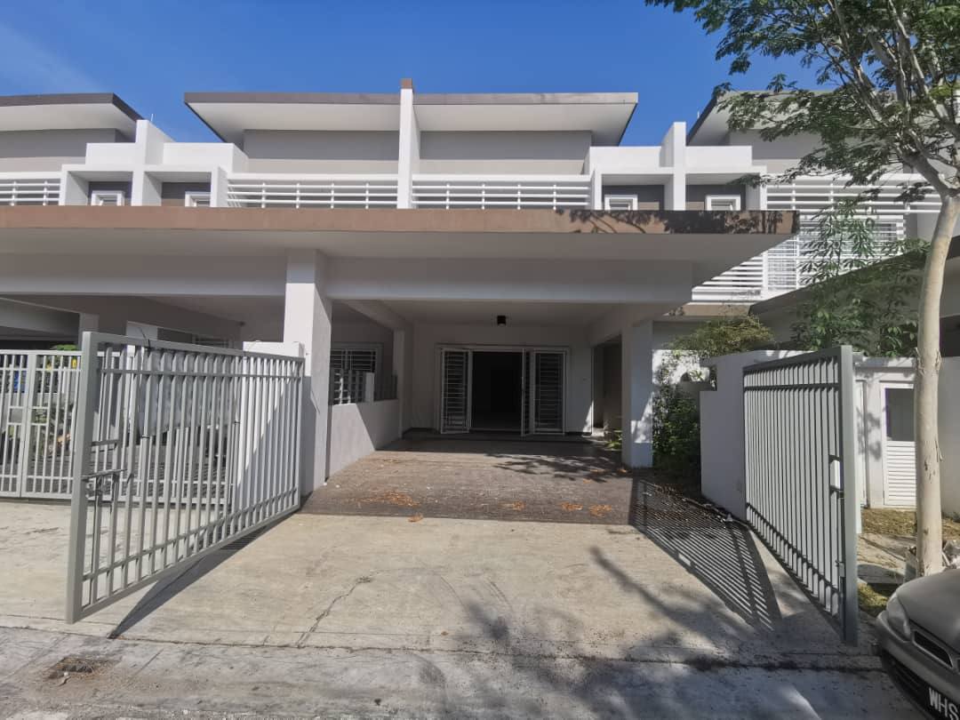 Double Storey Laman Azalea Nilai Negeri Sembilan