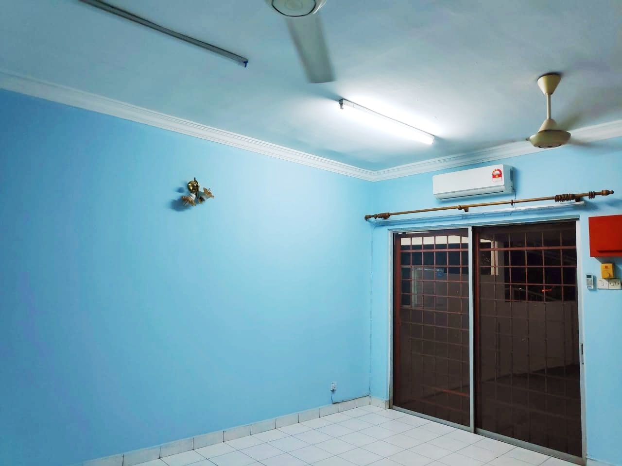 Double Storey House Taman Puchong Utama Puchong - photo 2