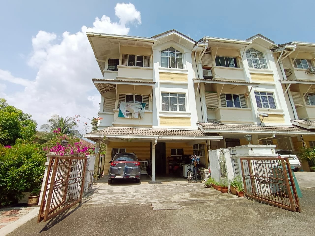 Triple storey Presint Putrajaya Near Alamanda
