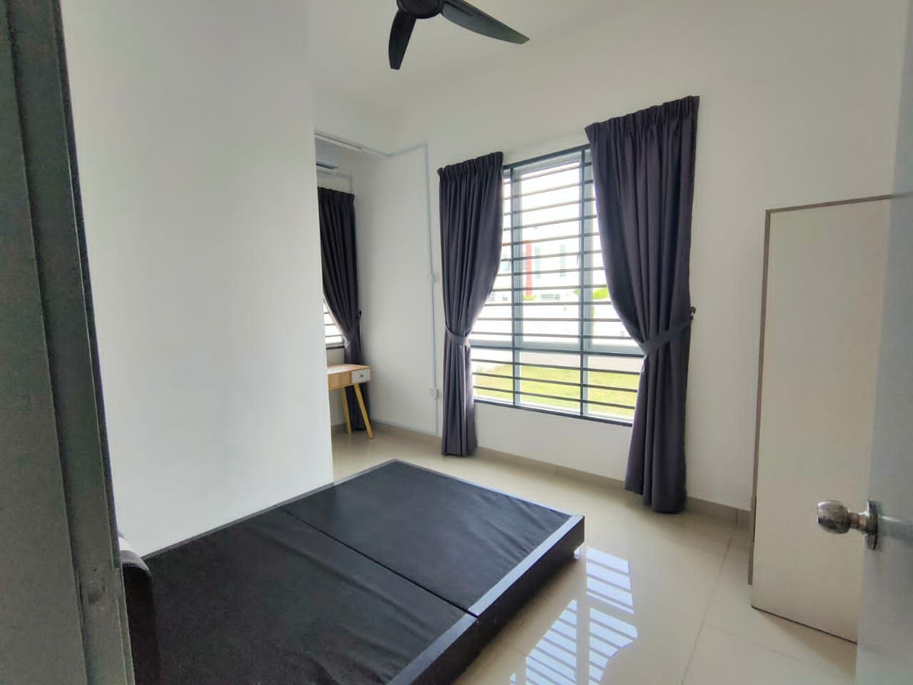 Double Storey Bandar Springhill Port Dickson - photo 2