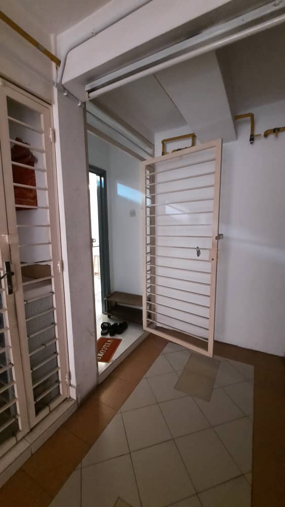 CORNER UNIT FOR RENT Putra Villa, Taman Melati - photo 6