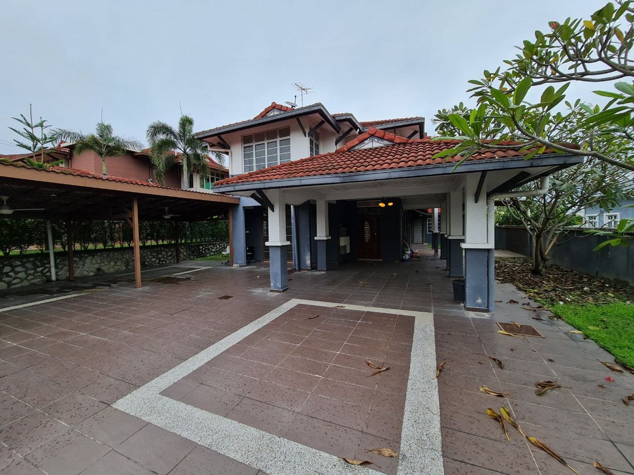 Double StyBungalow Saujana Impian Kitchen Extended