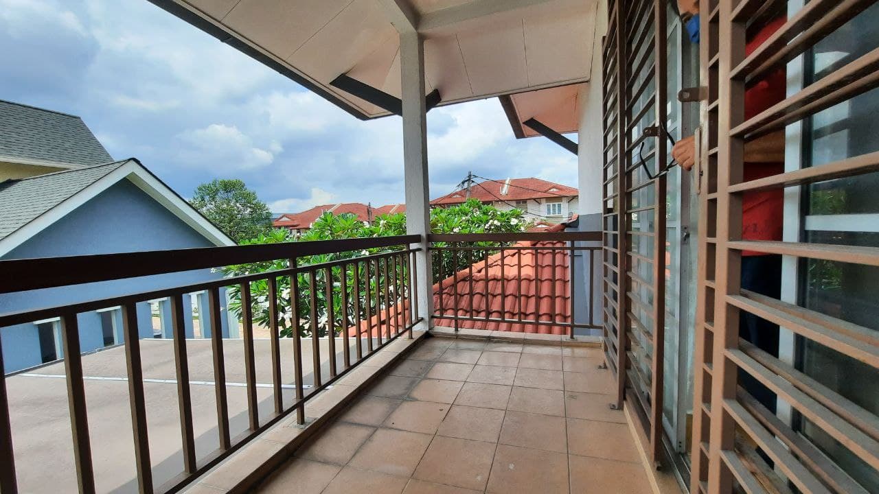 Double StyBungalow Saujana Impian Kitchen Extended - photo 13