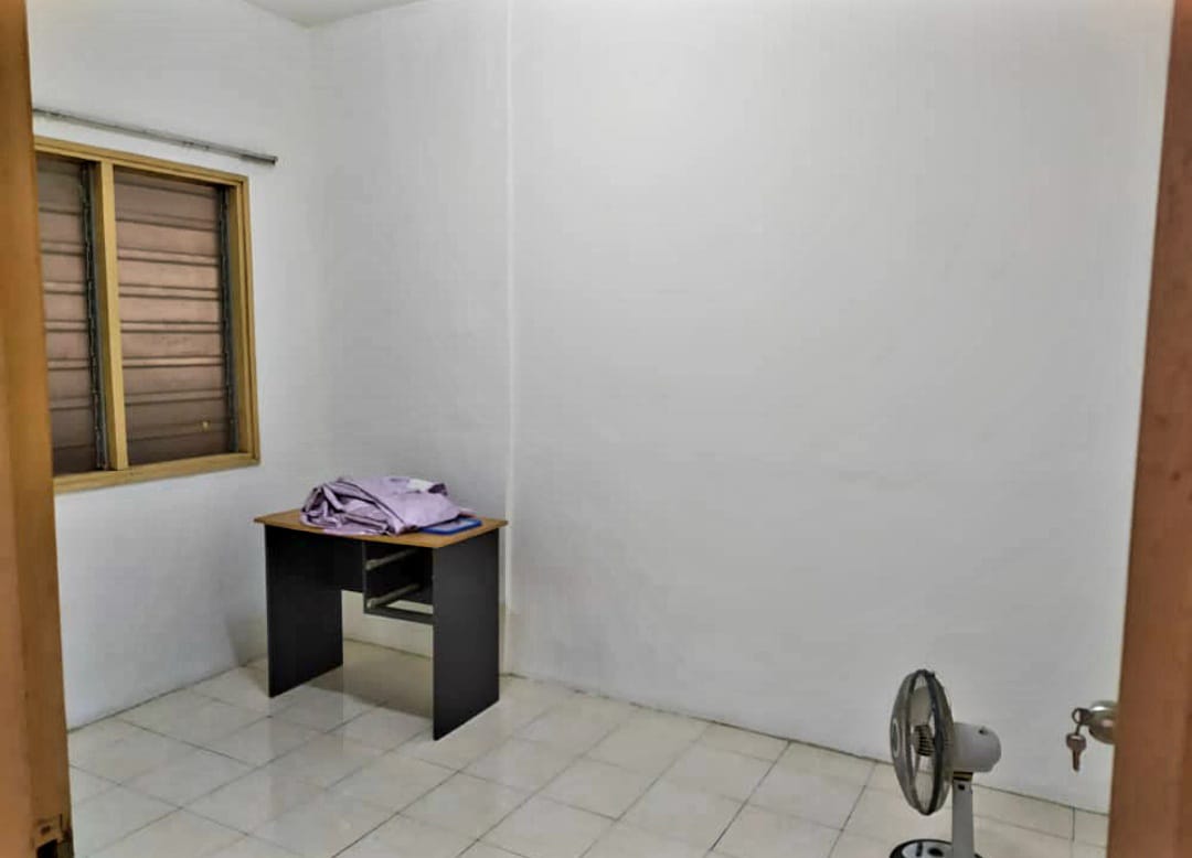 Under Market Value Permai Puteri Apartment ForSale - photo 2