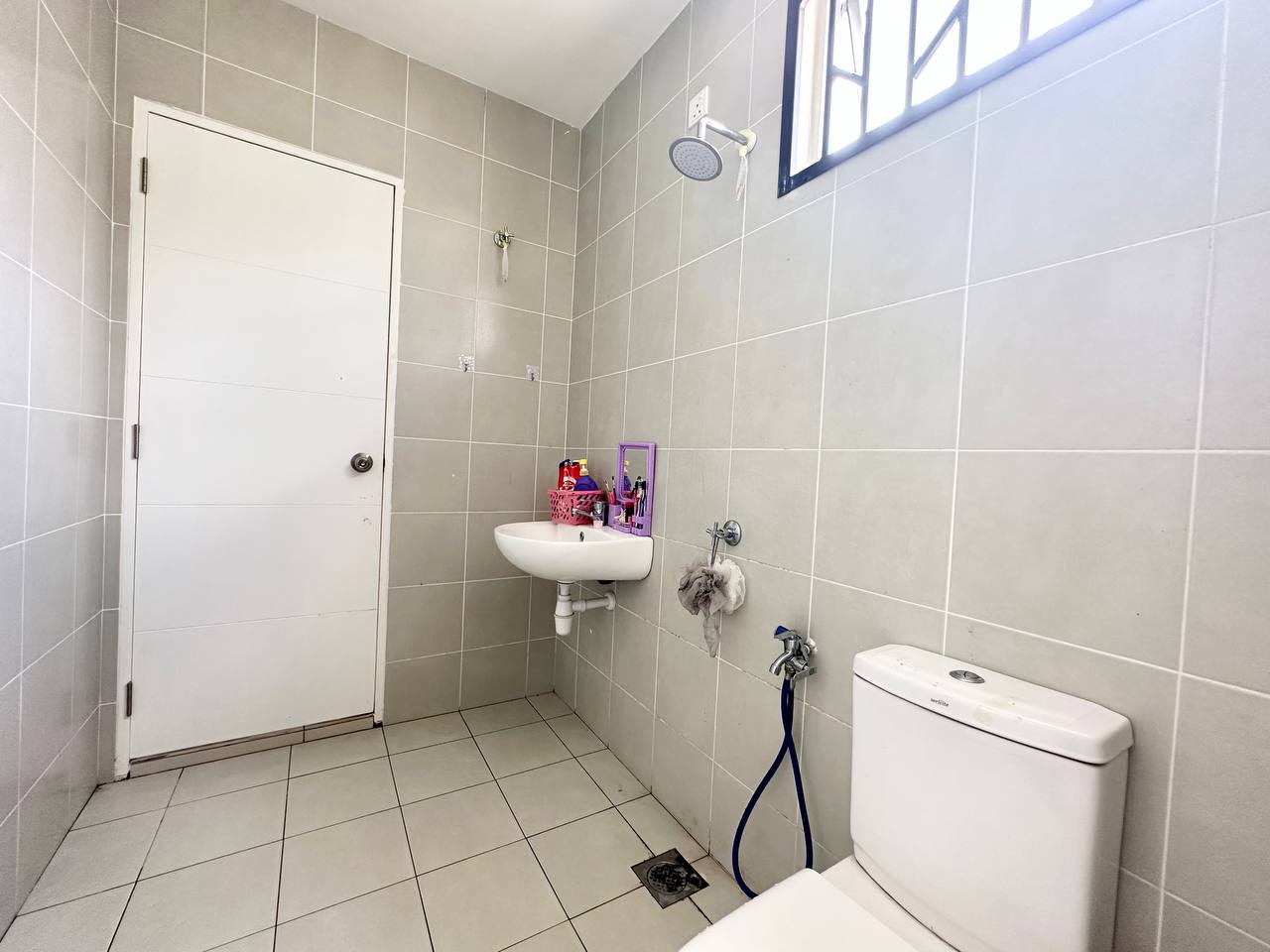 2 Storey Terrace House, Taman Tiara Sendayan - photo 7