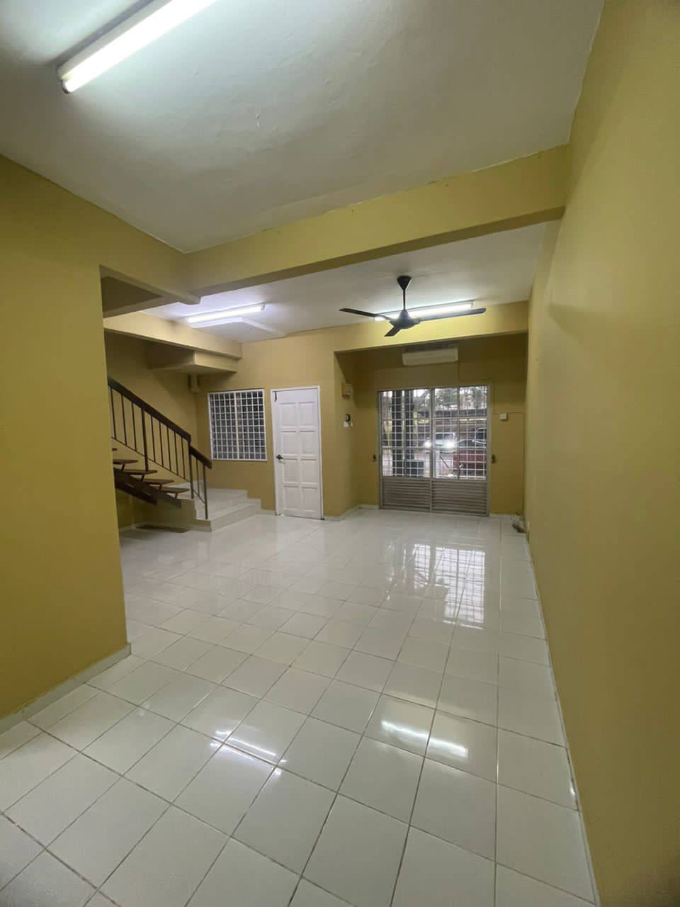Double Storey Lorong Cakera Purnama Puncak Alam - photo 3