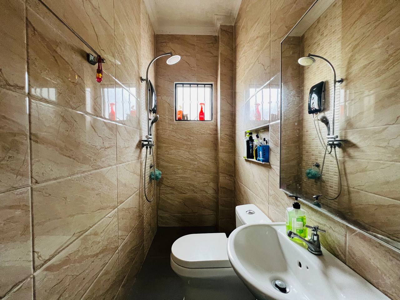 2 Storey Taman Ukay Bistari Hulu Klang, Ampang - photo 8