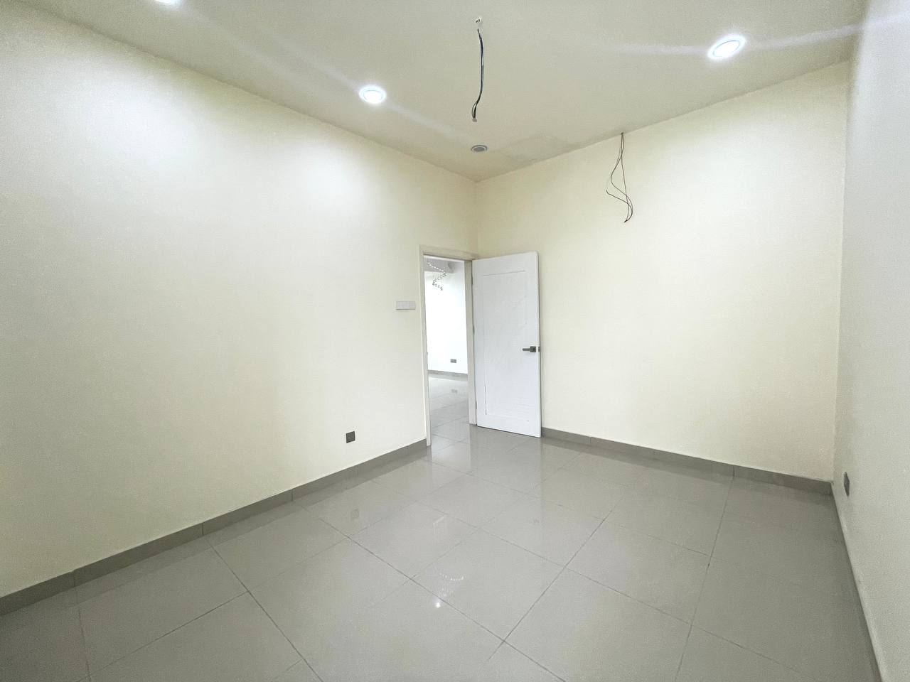2 Storey Semi D, Hillview Residence, Kajang - photo 8