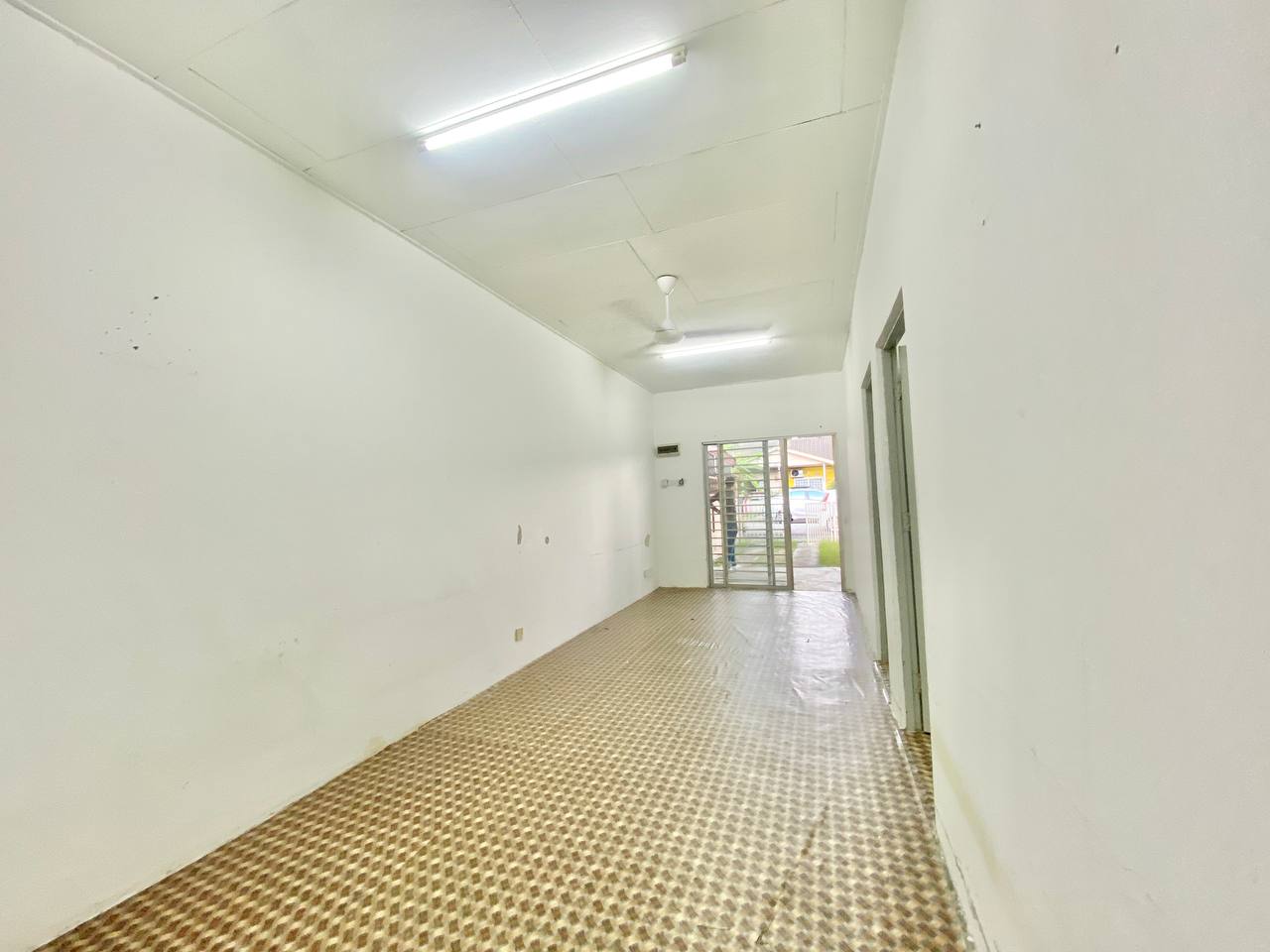 Single Storey Taman Widuri Bukit Beruntung, Rawang - photo 3