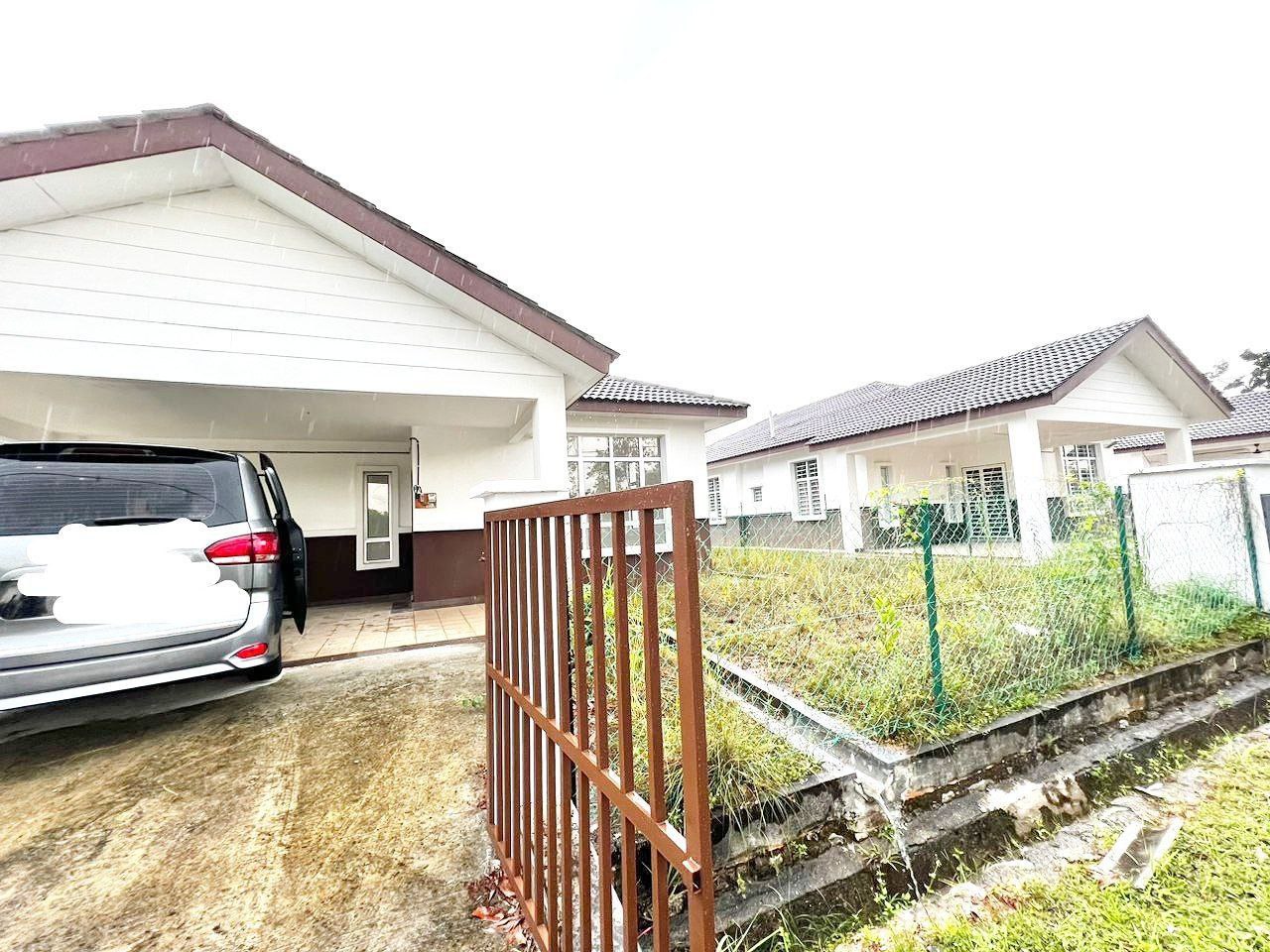 Single Storey Bungalow Mahkota Hills - photo 2