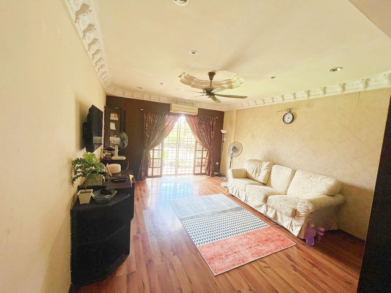 Apartment Golden Villa, Taman Sejahtera Klang - photo 3