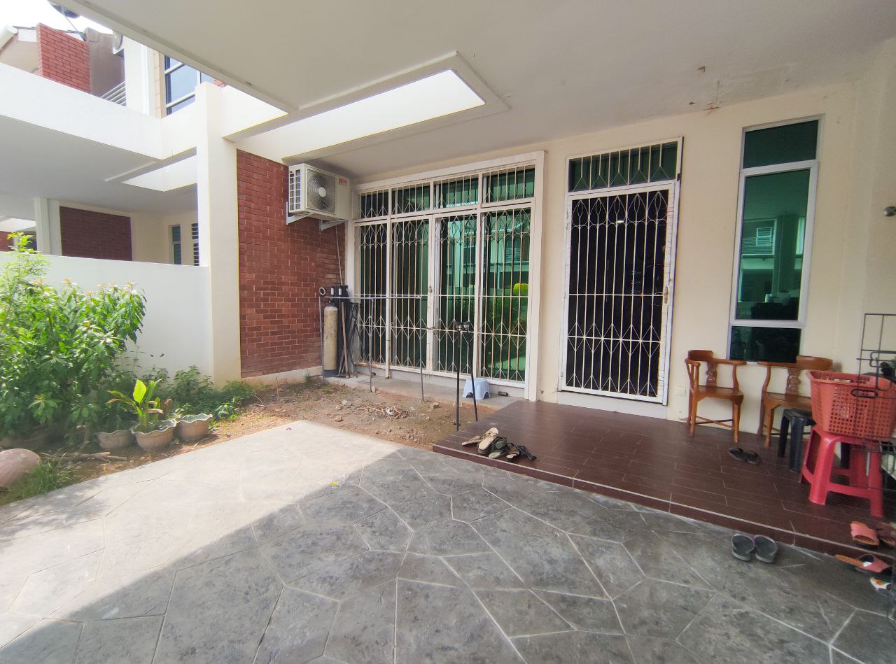 2 Storey House Laman Bakawali, Kota Seriemas Nilai - photo 2
