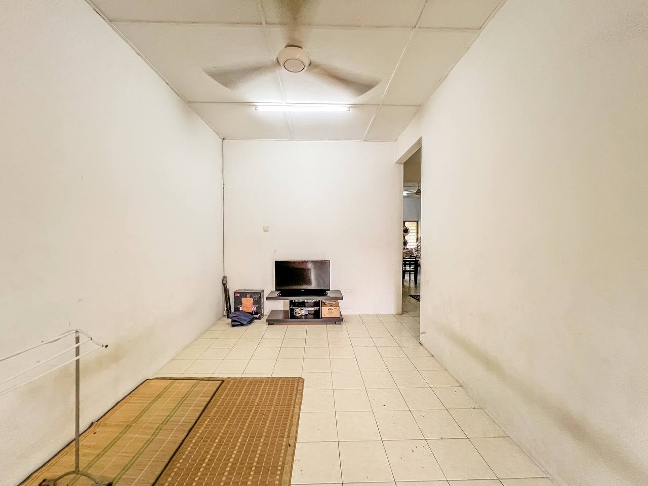 1 Storey Jalan Dato Ahmad Razali Pulau Indah Klang - photo 3