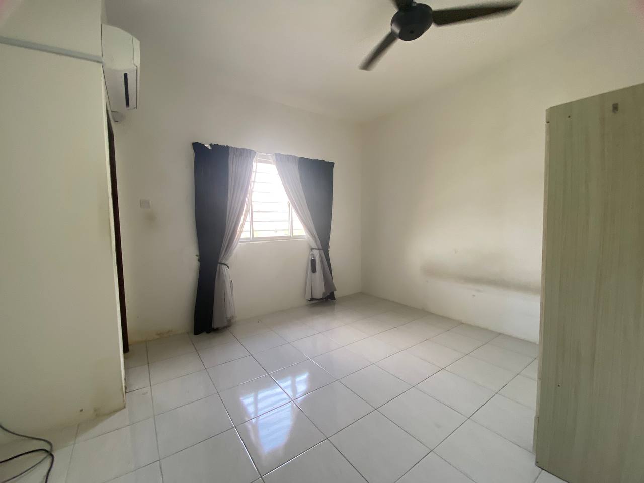 2 Storey Taman Desiran Bayu , Puchong - photo 8