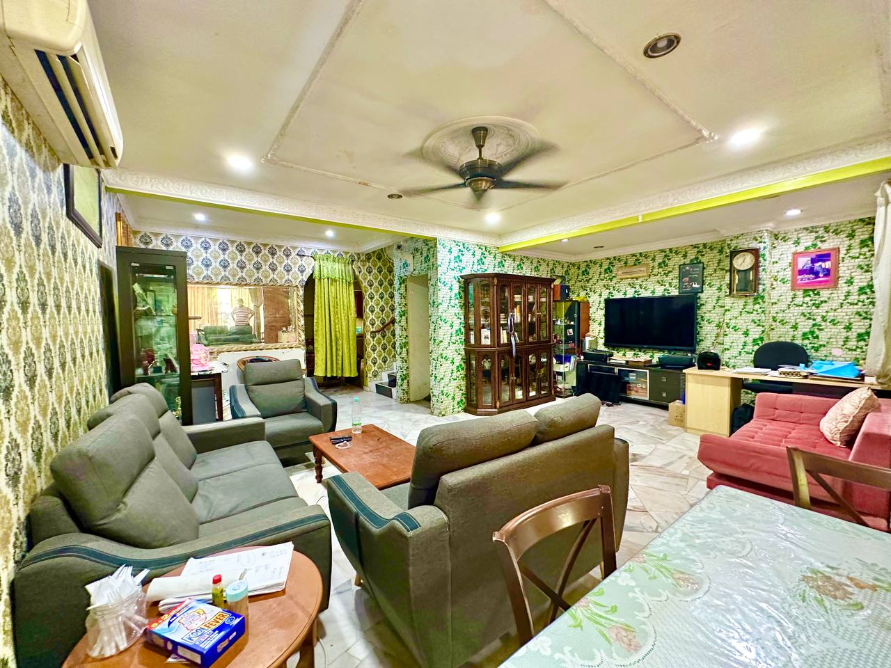 FACING OPEN 2 Storey Taman Teluk Gedung Indah - photo 4