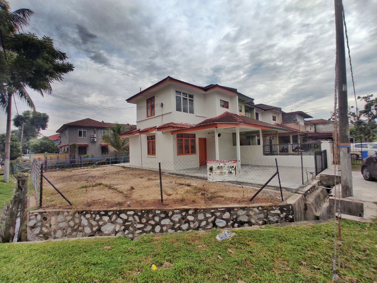 CORNER LOT 2 Storey Taman Subang Perdana Shah Alam - photo 2