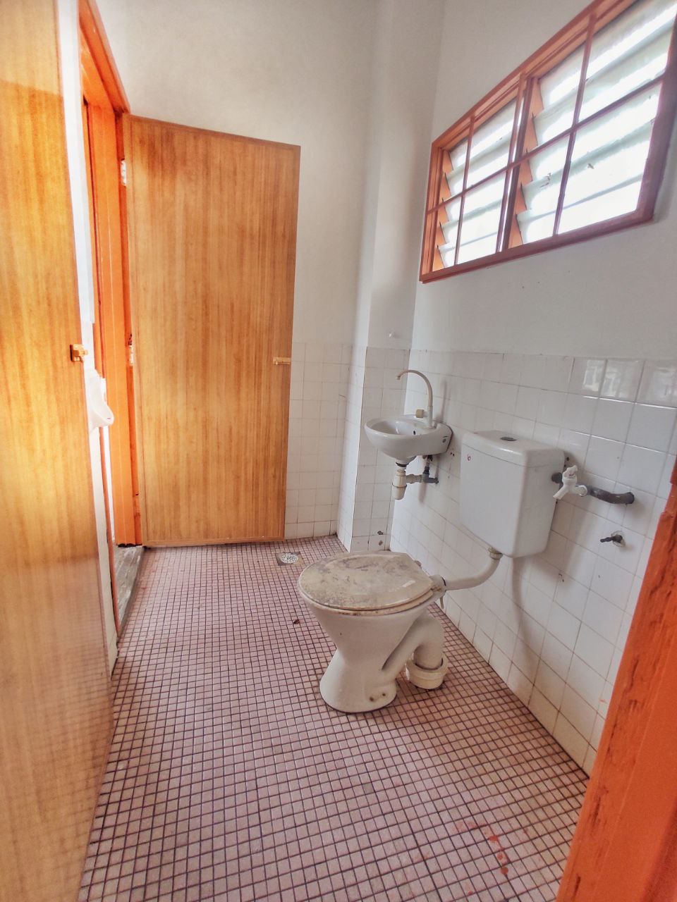 CORNER LOT 2 Storey Taman Subang Perdana Shah Alam - photo 8