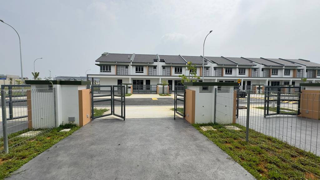 2 Storey Type Alura Bukit Raja Klang - photo 2