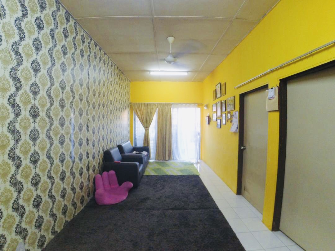 SINGLE STOREY TERRACE HOUSE, TAMAN SRI WANGI KAPAR - photo 2