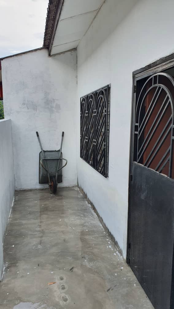 Teres setingkat Taman Daya Meru, KLang - photo 6