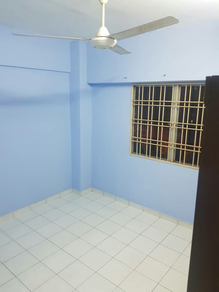 Apartment Sri Dahlia, Taman Sepakat Indah 2 - photo 3