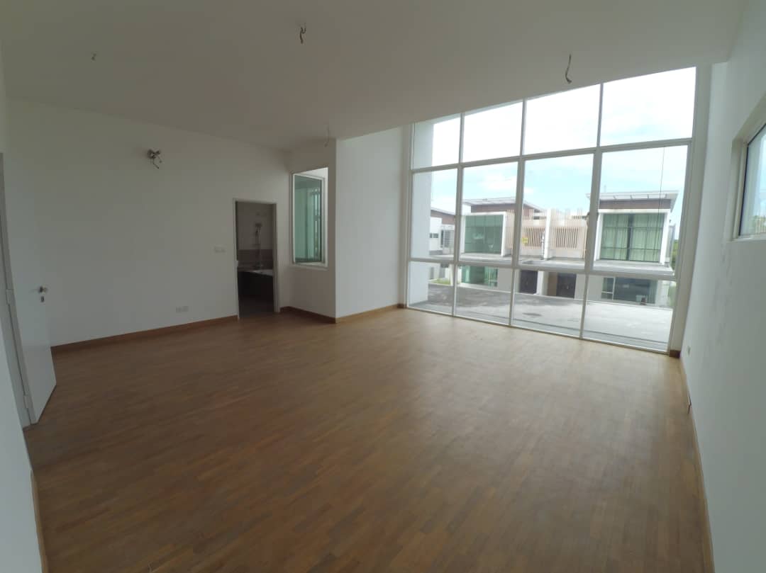 2 ST SEMI D CORNER UNIT Cassia, Garden Residence - photo 7