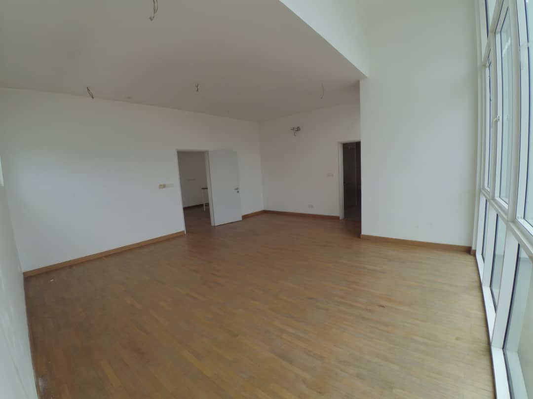 2 ST SEMI D CORNER UNIT Cassia, Garden Residence - photo 4