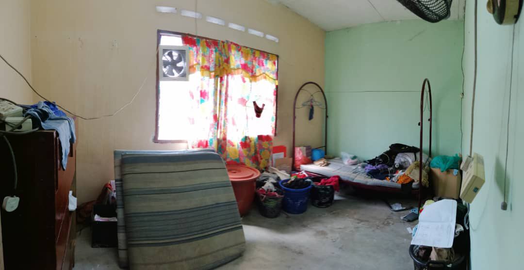 Double Storey Low Cost, TPG, Taman Dato Hormat - photo 2