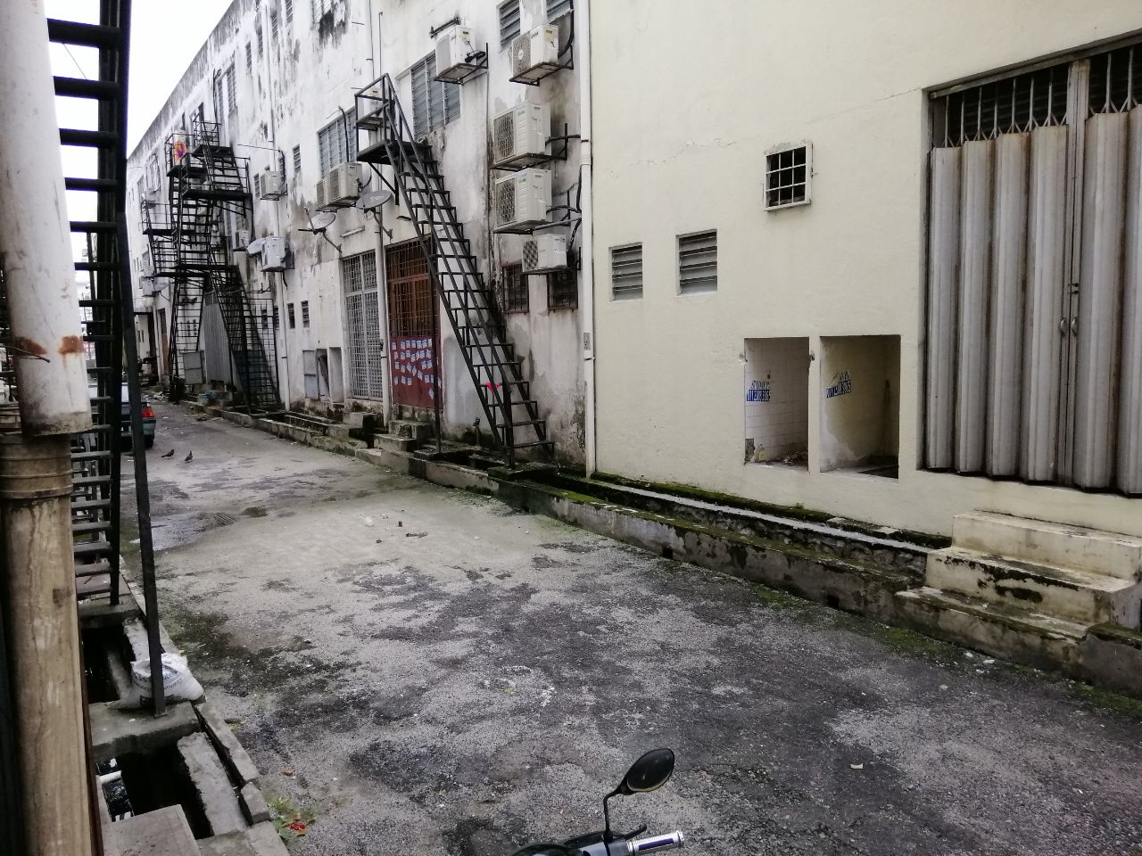 4 STOREY SHOP LOT BANDAR PUCHONG UTAMA - photo 10