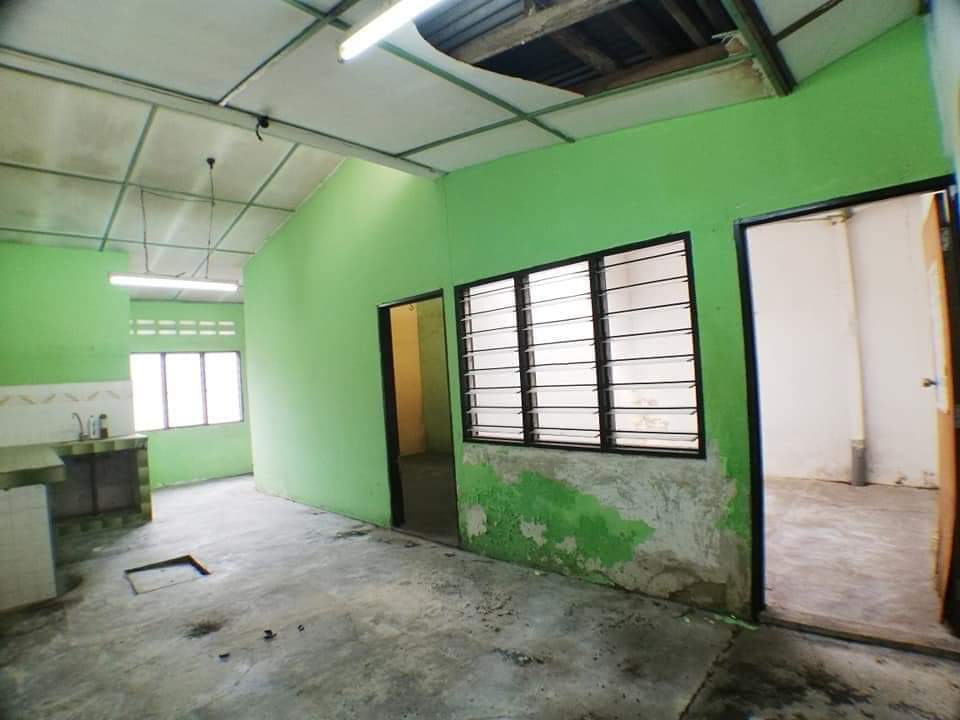 Bumi Lot Teres Setingkat Sek 1 Bangi - photo 7