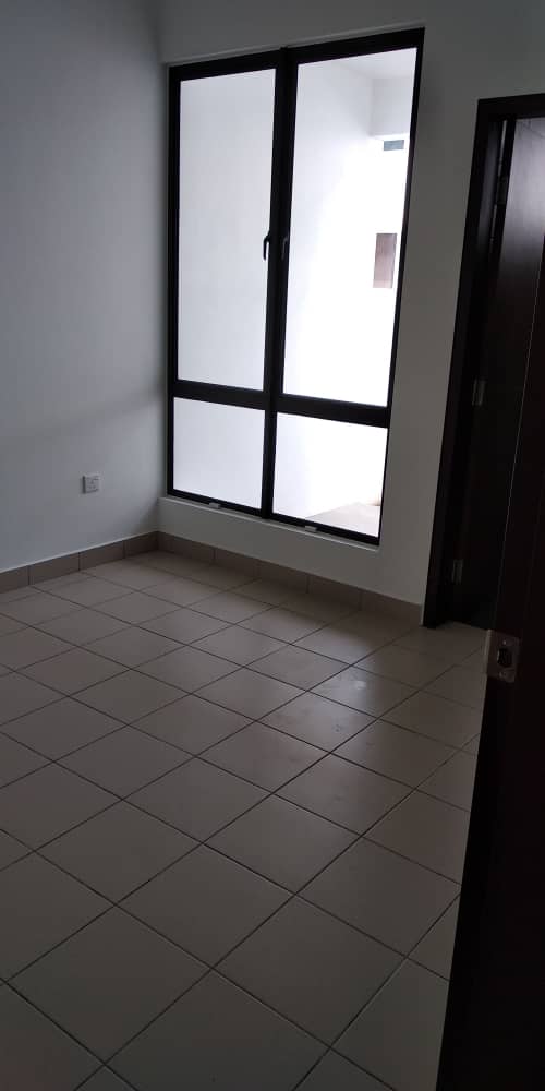 Freehold Open Double Storey Persada Bukit Raja - photo 2