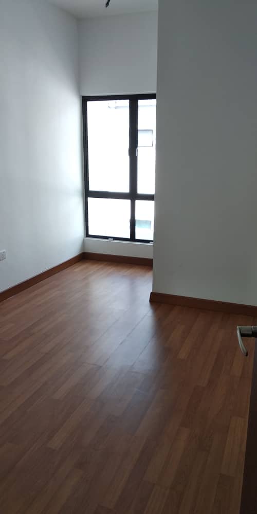Freehold Open Double Storey Persada Bukit Raja - photo 5