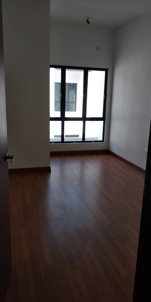 Freehold Open Double Storey Persada Bukit Raja - photo 6