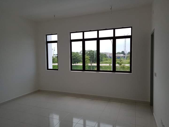 Non Bumi Freehold Facing Open 2 Storey - photo 5