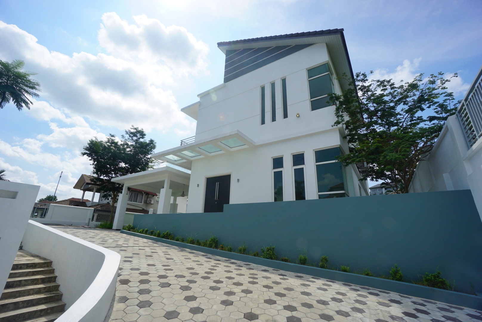 Modern Bungalow 2 storey non bumi Sek 9 - photo 7